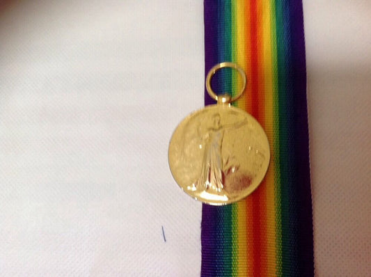 ww1 victory medal Comes With. 300mm of Ribbon